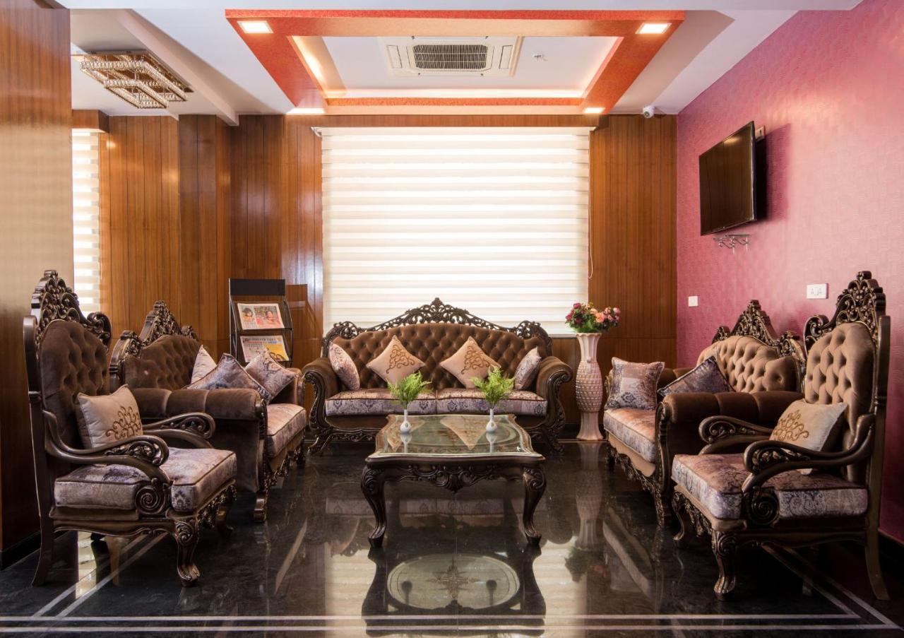Npg Hotel Yelahanka Exteriér fotografie